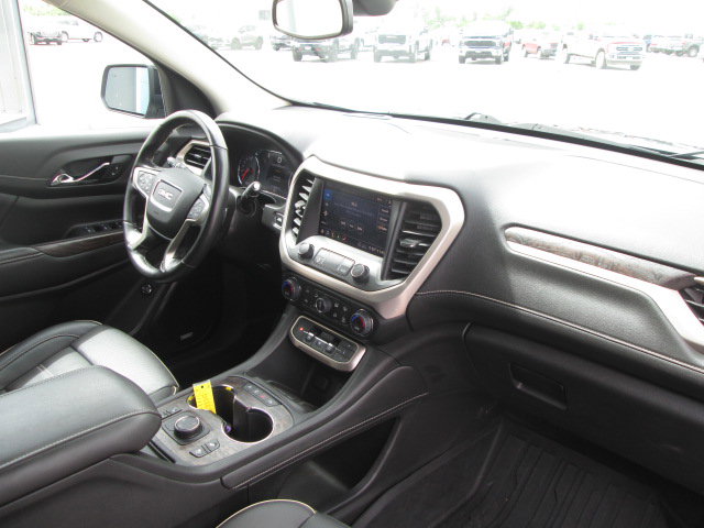 Used 2020 GMC Acadia Denali w/ LPO, Floor Liner Package image 16