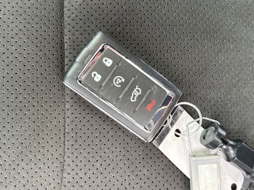 Certified 2024 Jeep Grand Cherokee L Laredo image 41