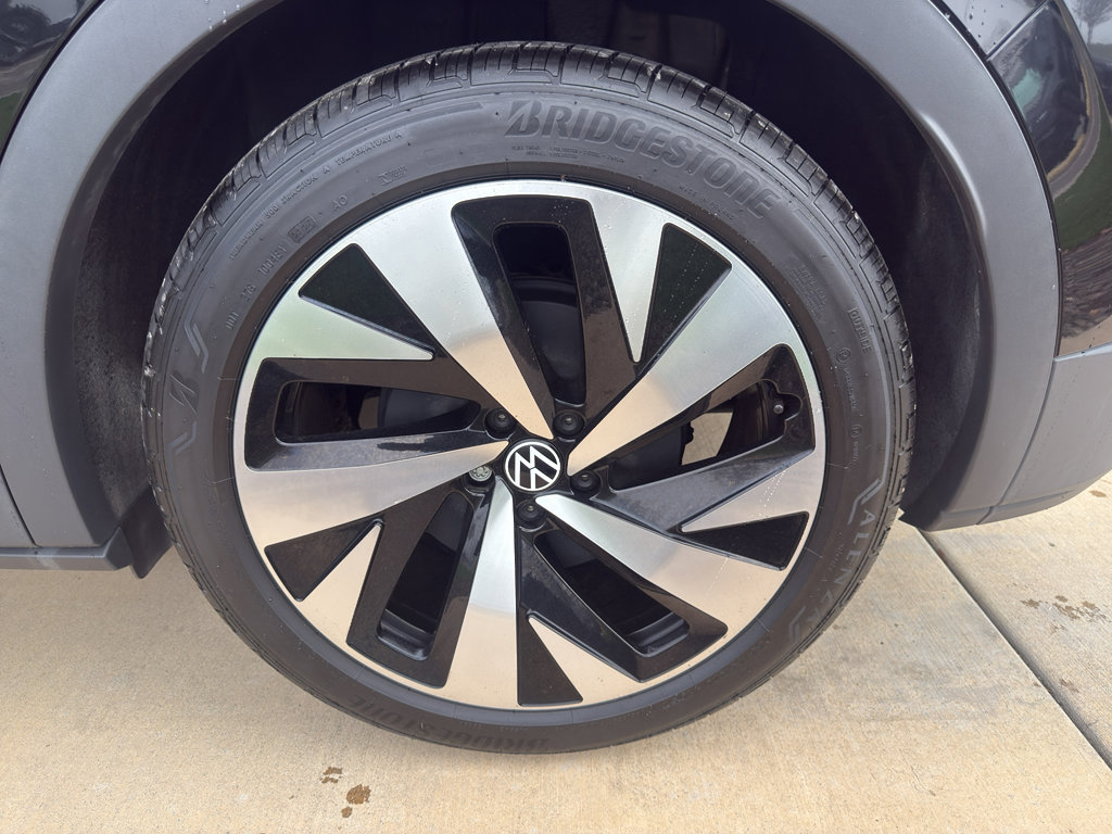 Used 2021 Volkswagen ID.4 Pro S w/ Gradient Package image 15