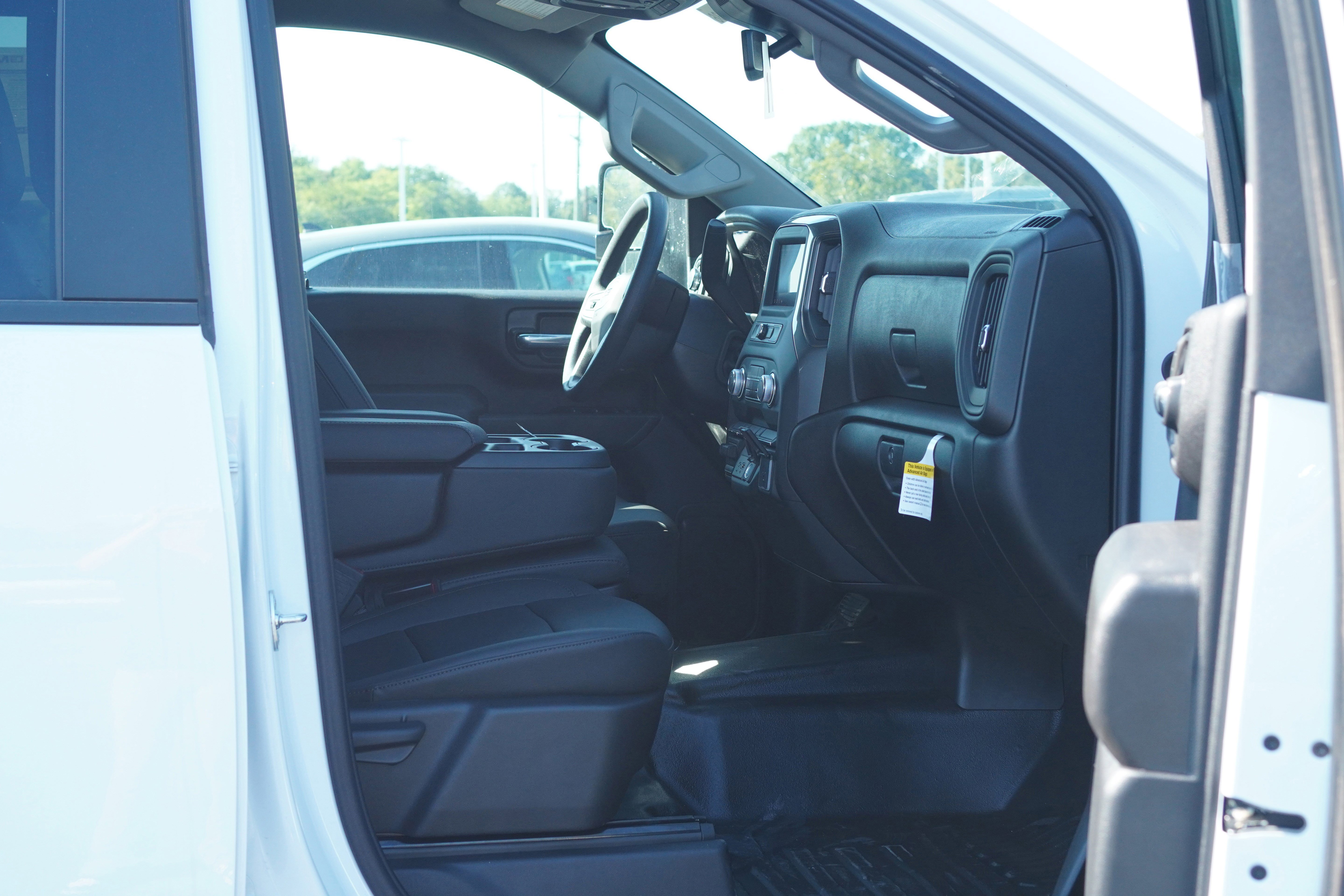 New 2025 GMC Sierra 3500 Pro w/ Convenience Package image 38