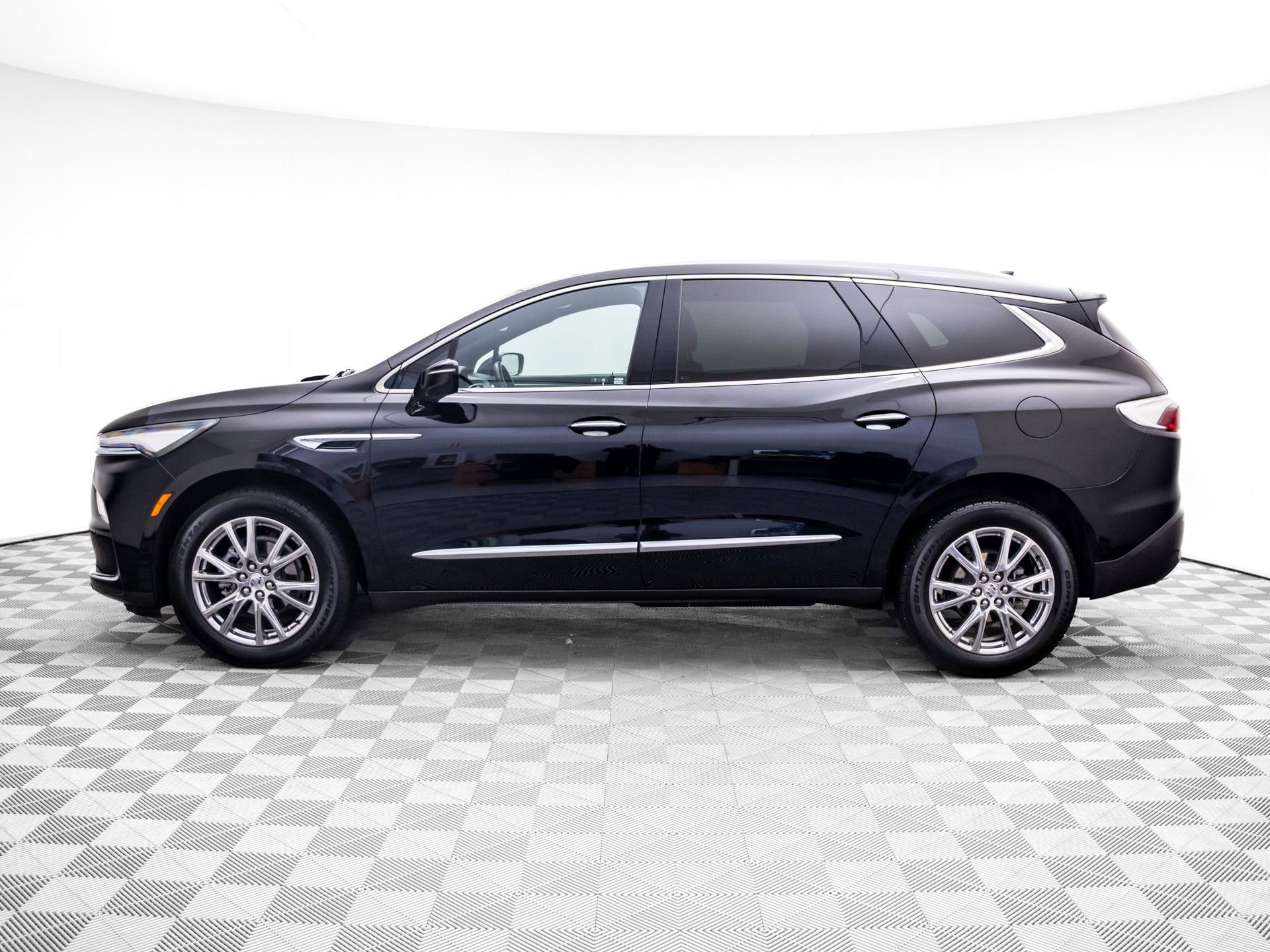 Used 2023 Buick Enclave Premium w/ Experience Buick Package video 2