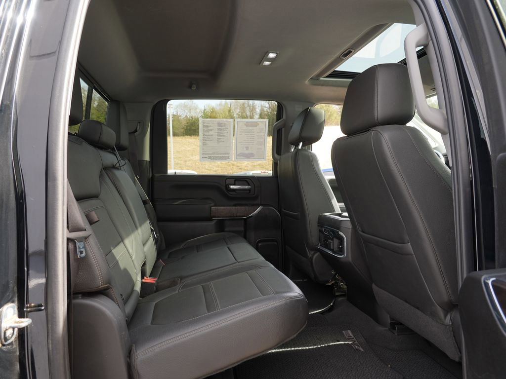 Used 2023 GMC Sierra 3500 Denali w/ Denali Ultimate Package AWD/4WD image 27