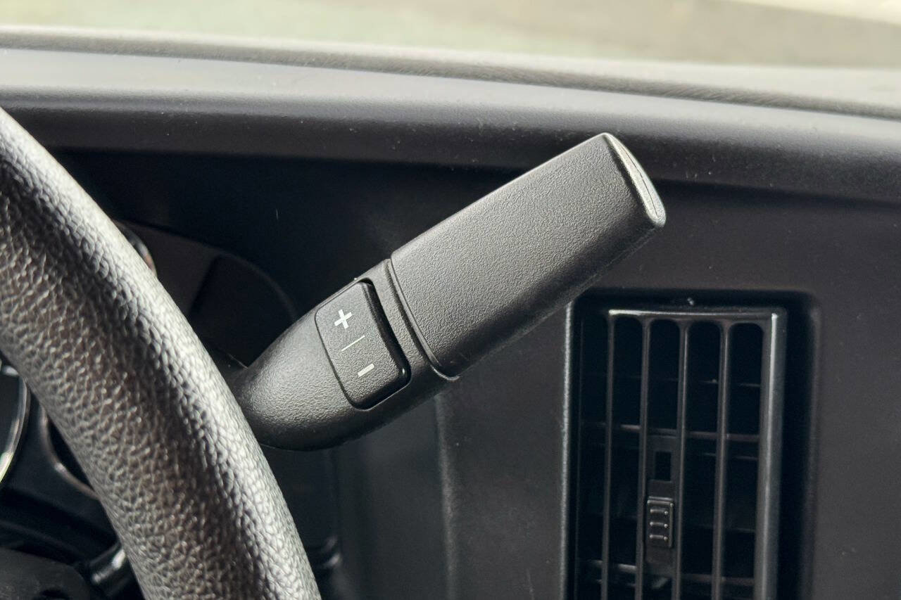 Used 2014 Chevrolet Express 2500 LS RWD image 28