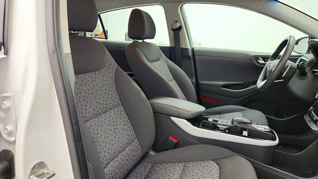 Used 2019 Hyundai Ioniq Electric FWD image 23