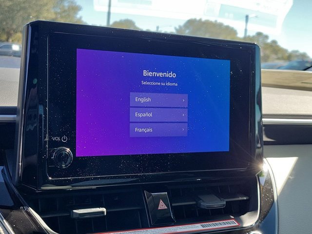 Used 2025 Toyota Corolla LE image 24