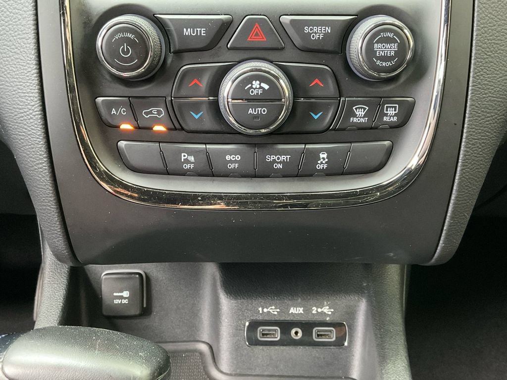 Used 2020 Dodge Durango R/T w/ Blacktop Package AWD/4WD image 27