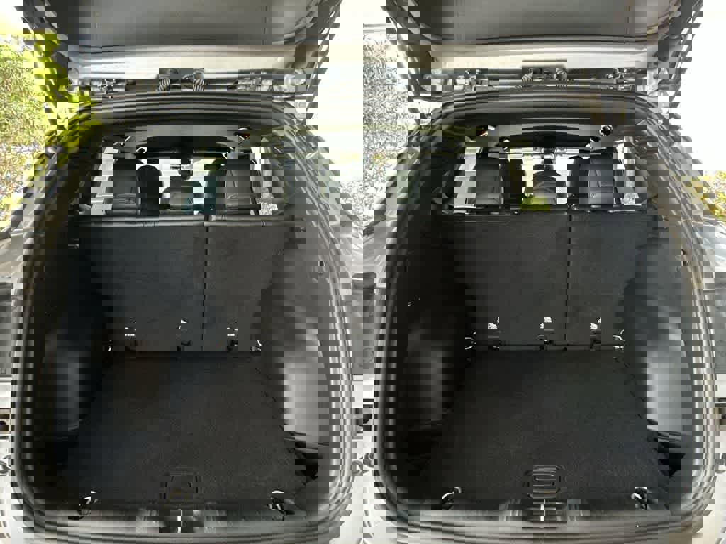 Used 2023 Jeep Compass Latitude image 25