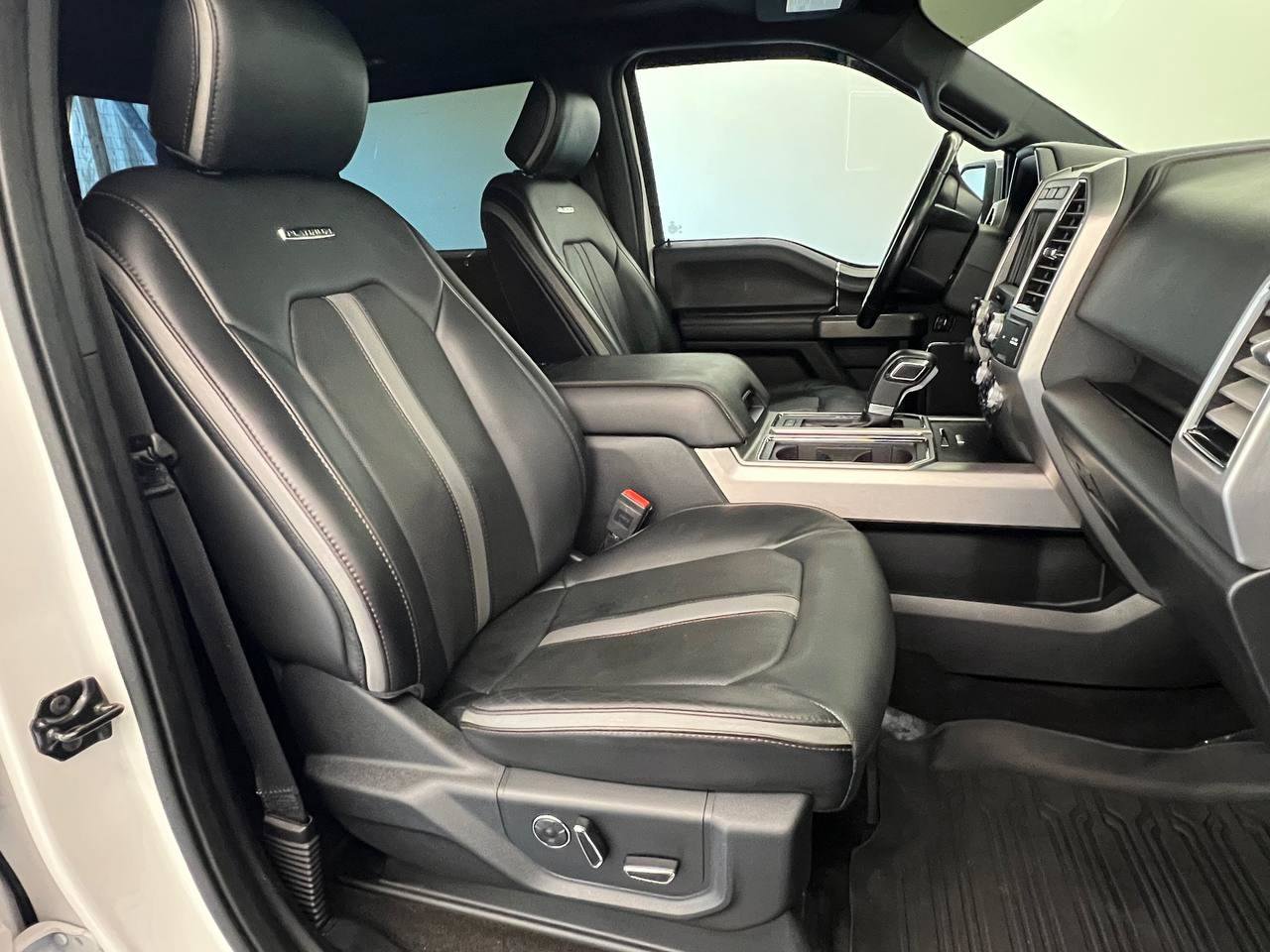Used 2018 Ford F150 Platinum w/ Equipment Group 701A Luxury AWD/4WD image 12