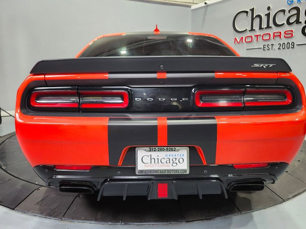 Used 2016 Dodge Challenger SRT Hellcat RWD image 12