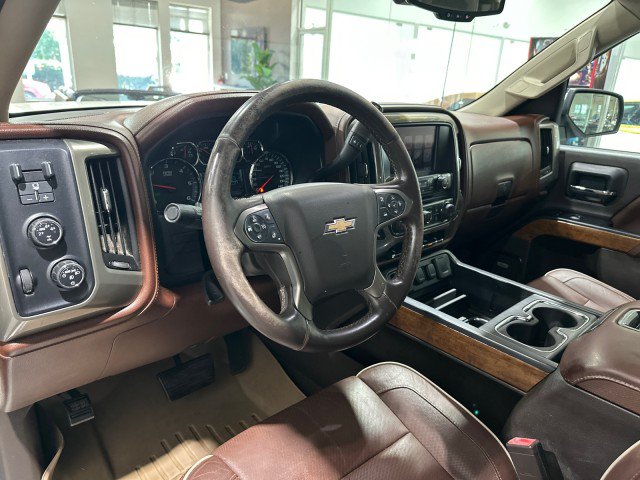 Used 2015 Chevrolet Silverado 1500 High Country w/ High Country Premium Package AWD/4WD image 26