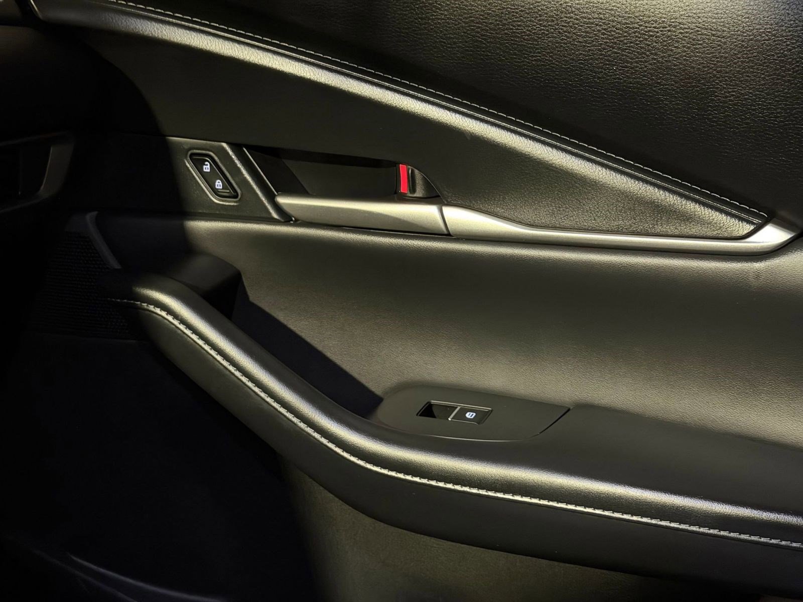 Used 2023 MAZDA CX-30 AWD 2.5 S w/ Select Package image 15