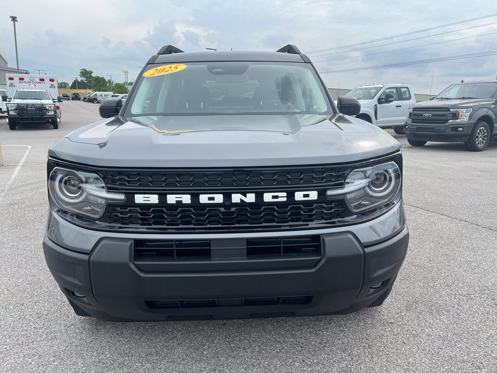 New 2025 Ford Bronco Sport Outer Banks image 2