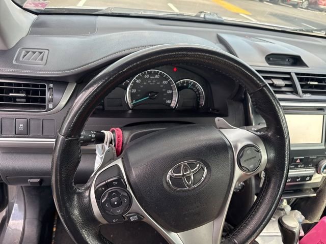 Used 2012 Toyota Camry SE image 10