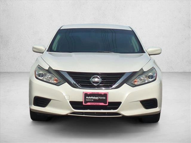 Used 2017 Nissan Altima 2.5 S w/ Power Driver Seat Package image 2
