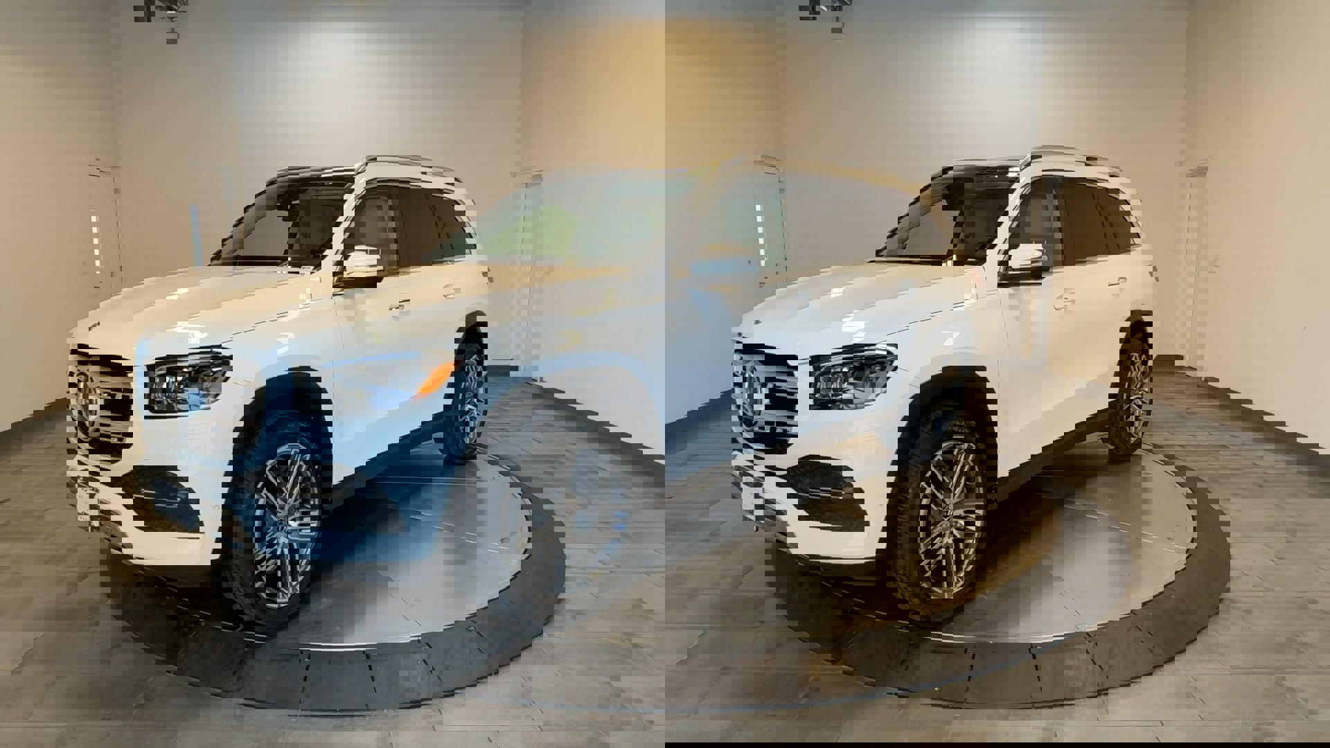 Used 2022 Mercedes-Benz GLS 450 4MATIC image 4