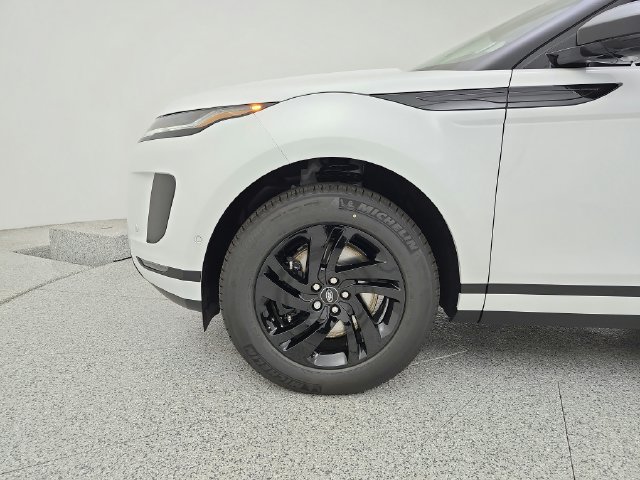 New 2026 Land Rover Range Rover Evoque S AWD/4WD image 37