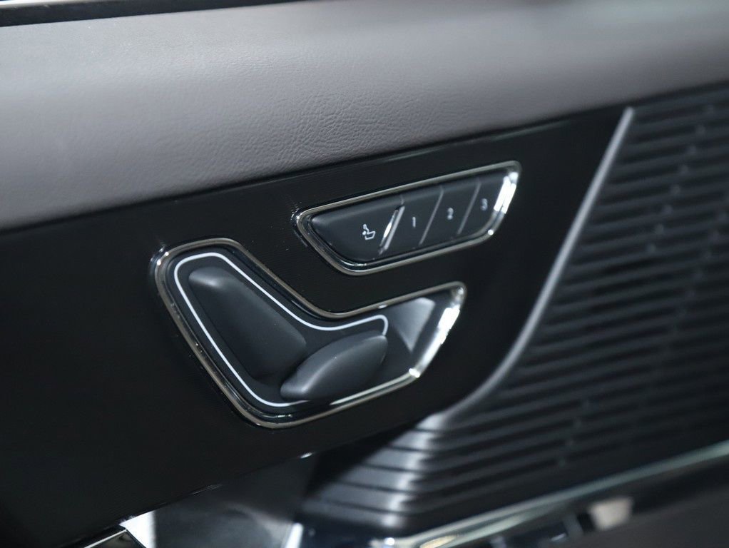 Certified 2022 Lincoln Corsair FWD image 17