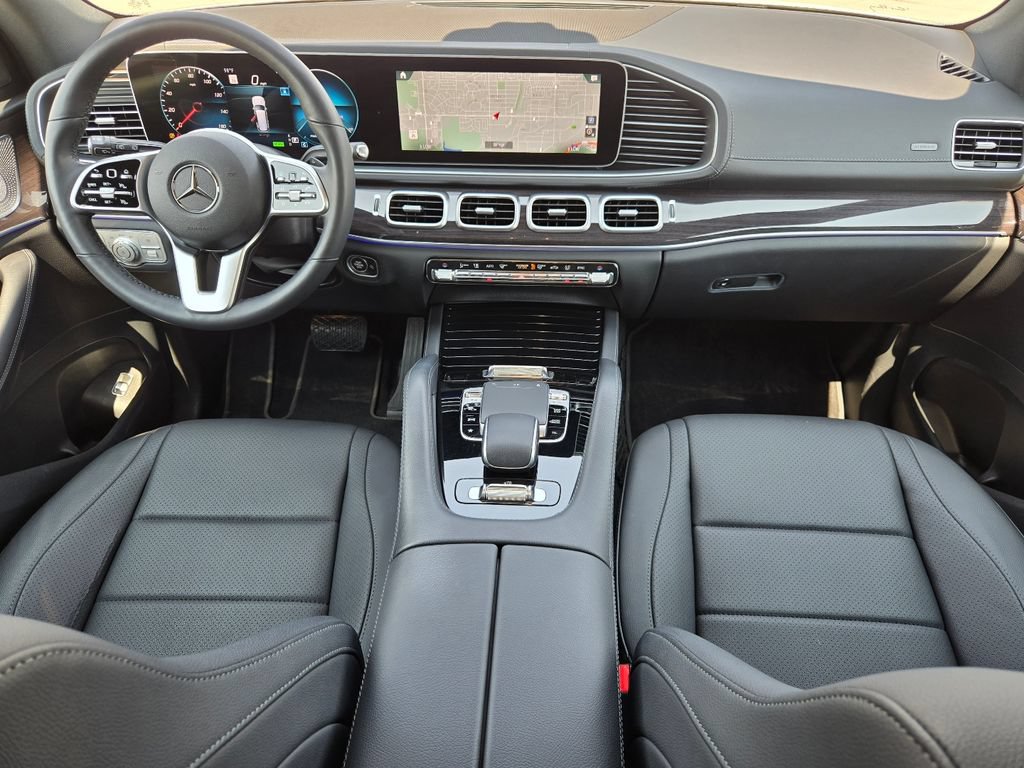 Used 2020 Mercedes-Benz GLS 450 4MATIC image 2