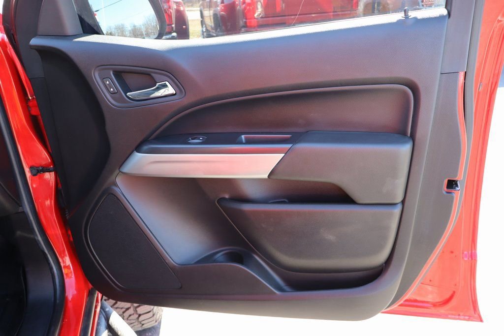 Used 2019 Chevrolet Colorado ZR2 w/ Colorado ZR2 Bison Edition image 25