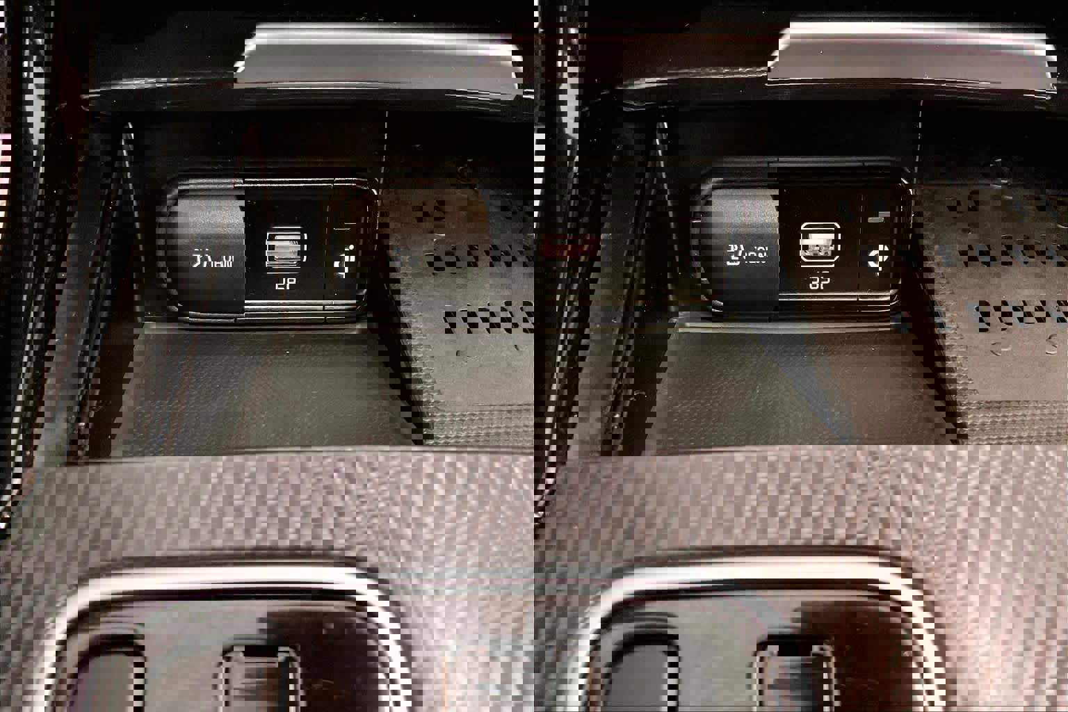 Used 2022 Kia Stinger GT2 w/ Scorpion Package image 35