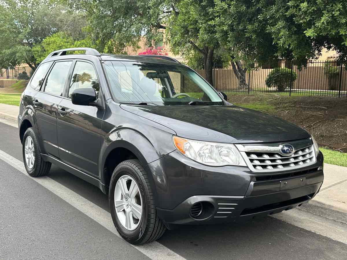 Used 2013 Subaru Forester 2.5X AWD/4WD image 2