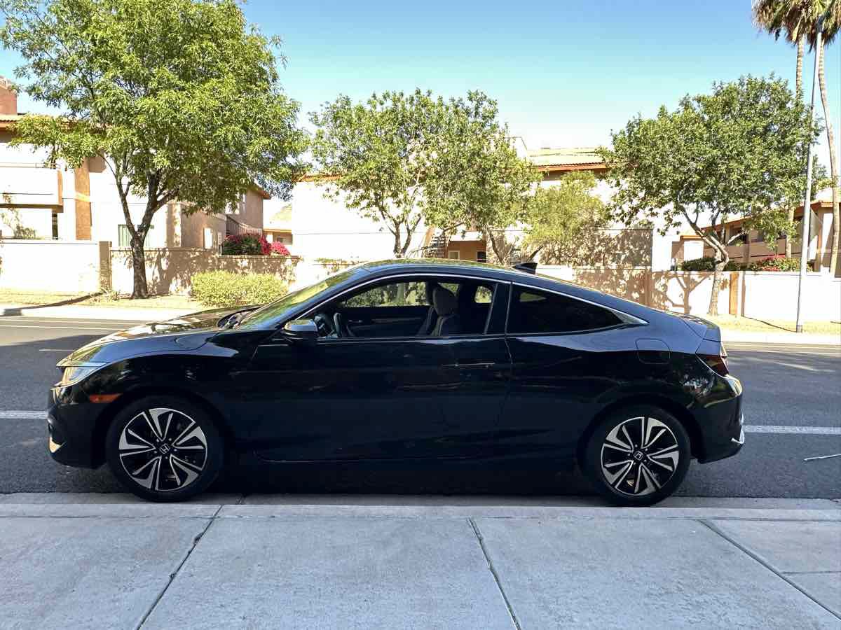 Used 2018 Honda Civic EX-T image 5