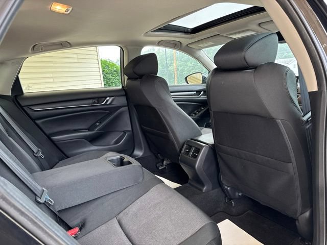 Used 2019 Honda Accord EX image 5