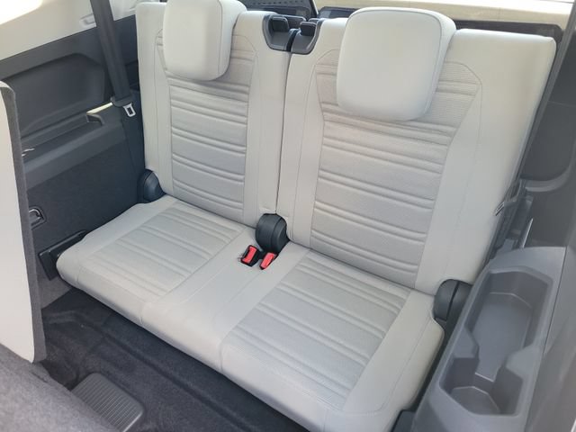 Used 2023 Volkswagen Tiguan S FWD image 10