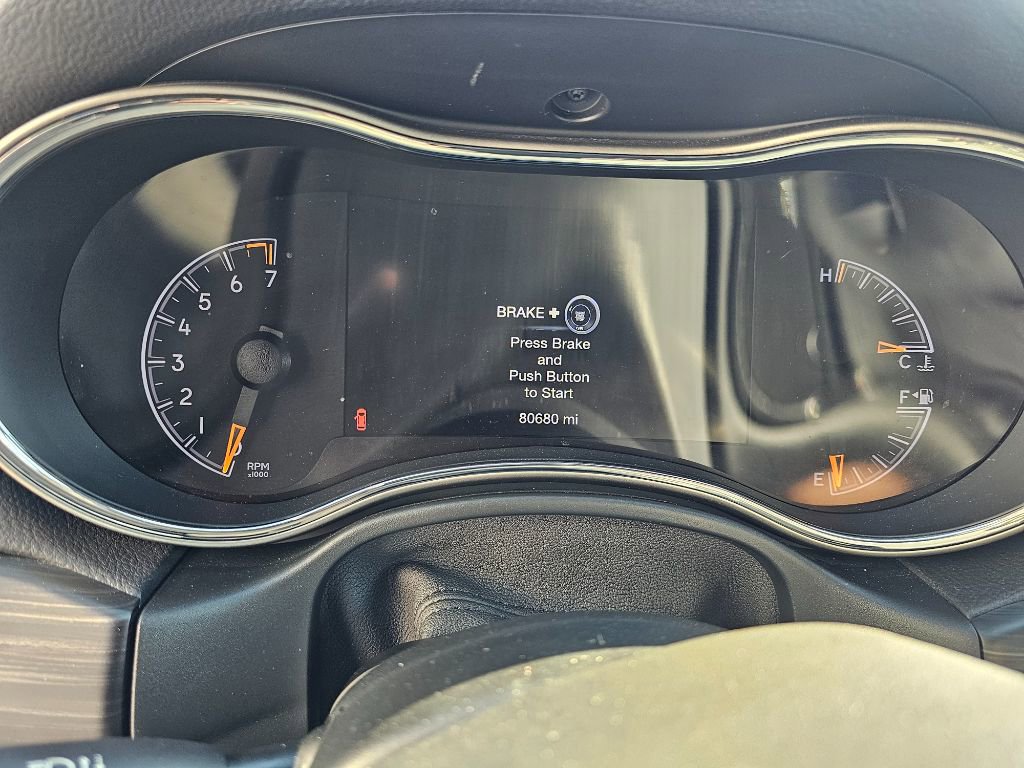 Used 2020 Jeep Grand Cherokee Altitude image 20