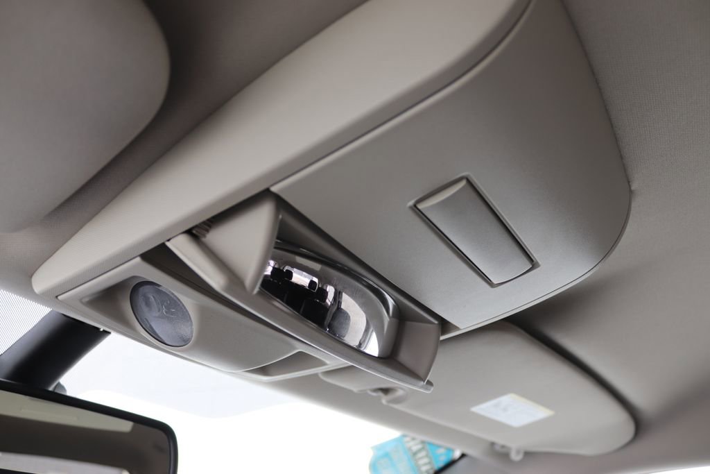 Used 2019 Dodge Grand Caravan SE image 13