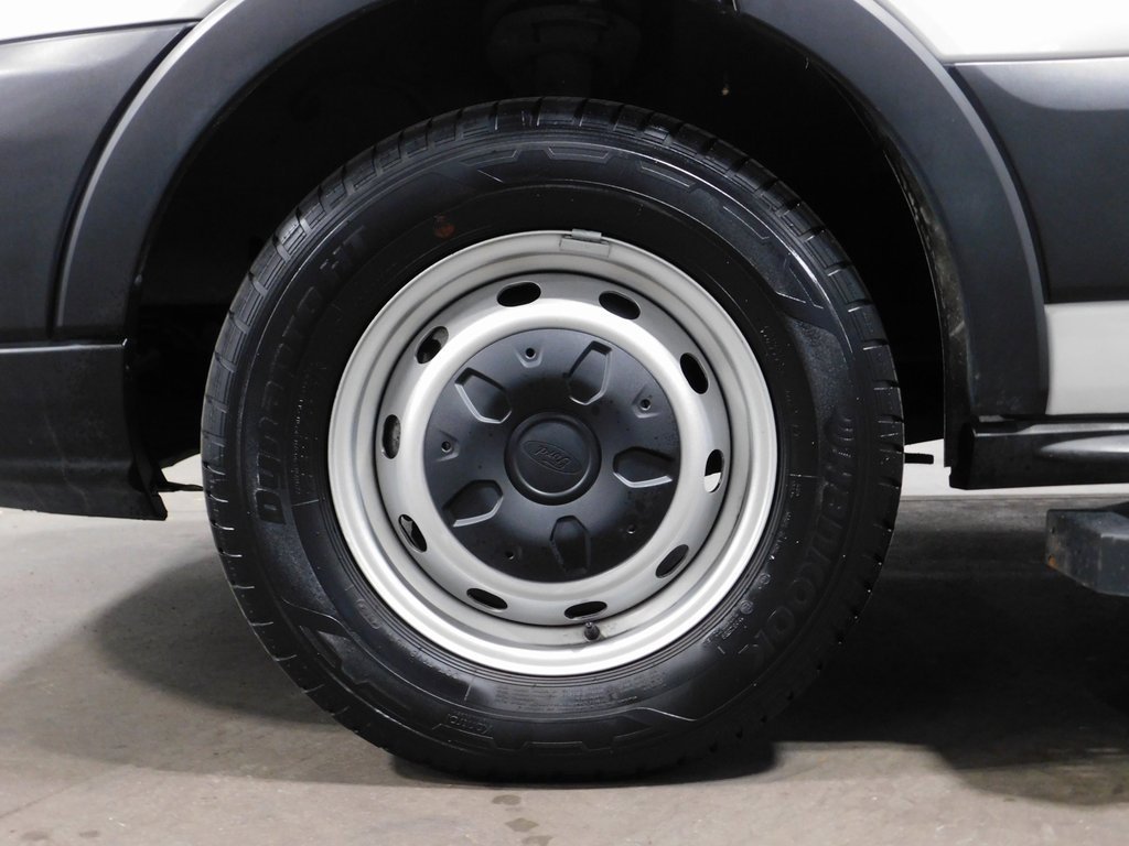 Used 2019 Ford Transit 250 148 Medium Roof image 17