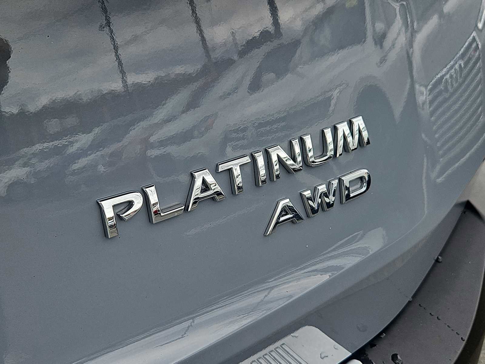 Used 2023 Nissan Rogue Platinum AWD/4WD image 11