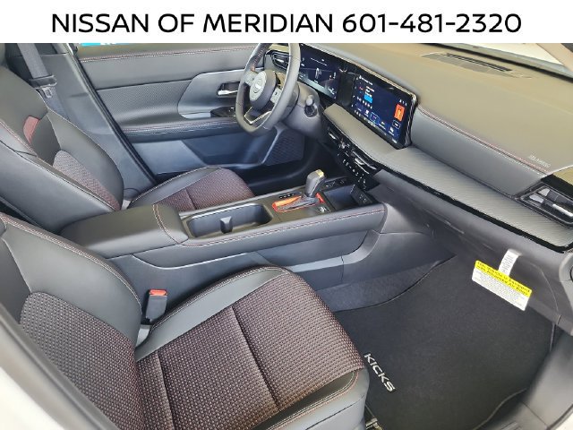 New 2026 Nissan Kicks SR w/ Cold Weather Package FWD image 12