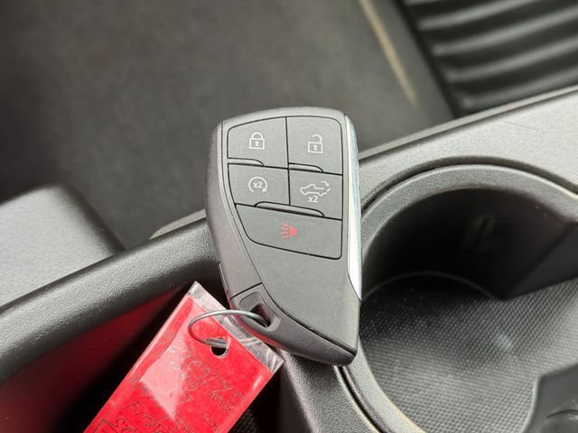 Used 2025 Chevrolet Silverado 1500 LT AWD/4WD image 10