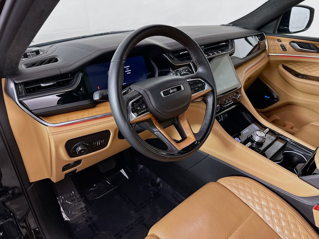 Certified 2025 Jeep Grand Cherokee L Summit image 17