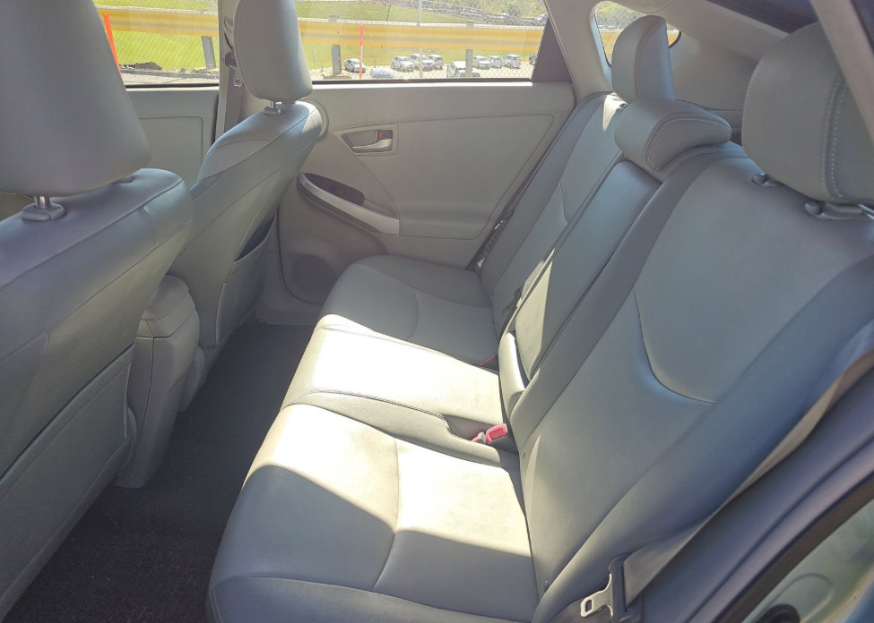 Used 2013 Toyota Prius Four FWD image 14