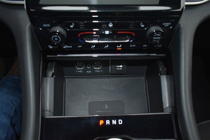 Used 2023 Jeep Grand Cherokee L Laredo AWD/4WD image 19