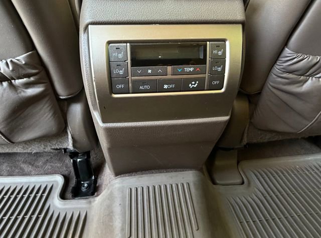 Used 2018 Lexus GX 460 Premium w/ Premium Package AWD/4WD image 34