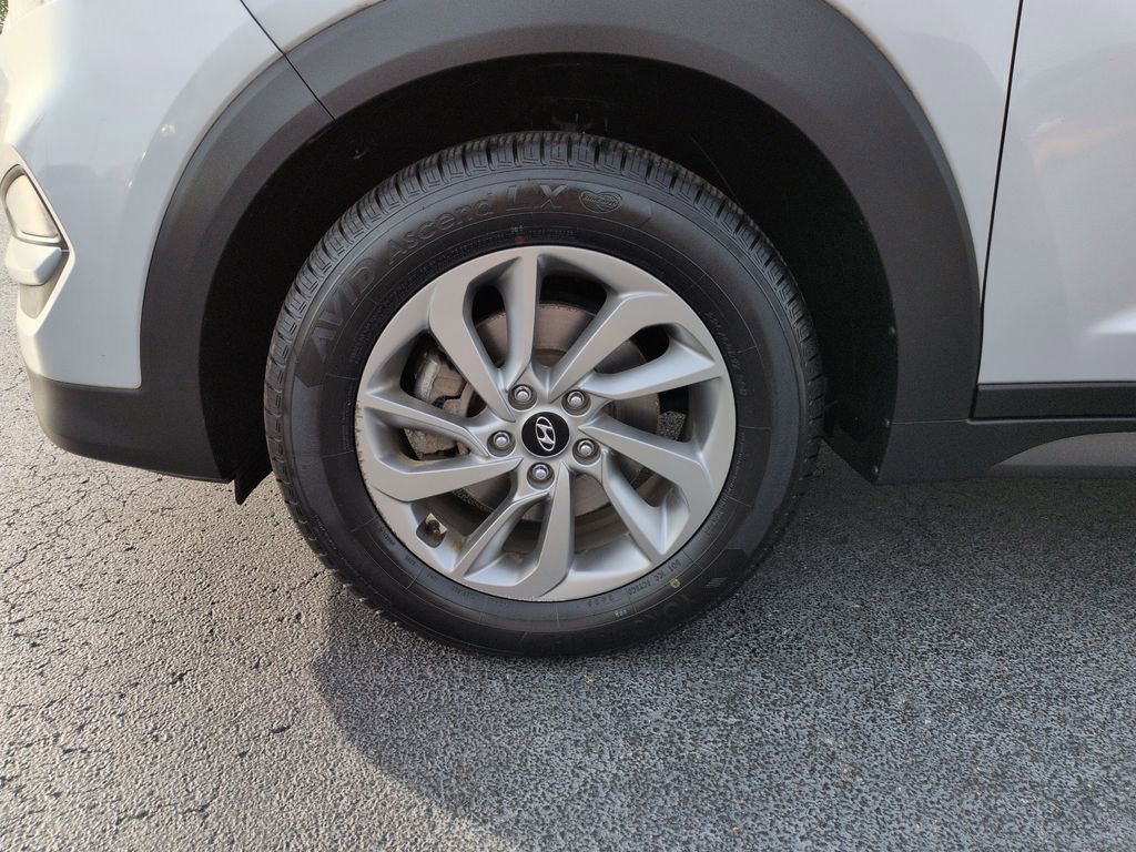 Used 2016 Hyundai Tucson SE w/ Option Group 02 AWD/4WD image 27