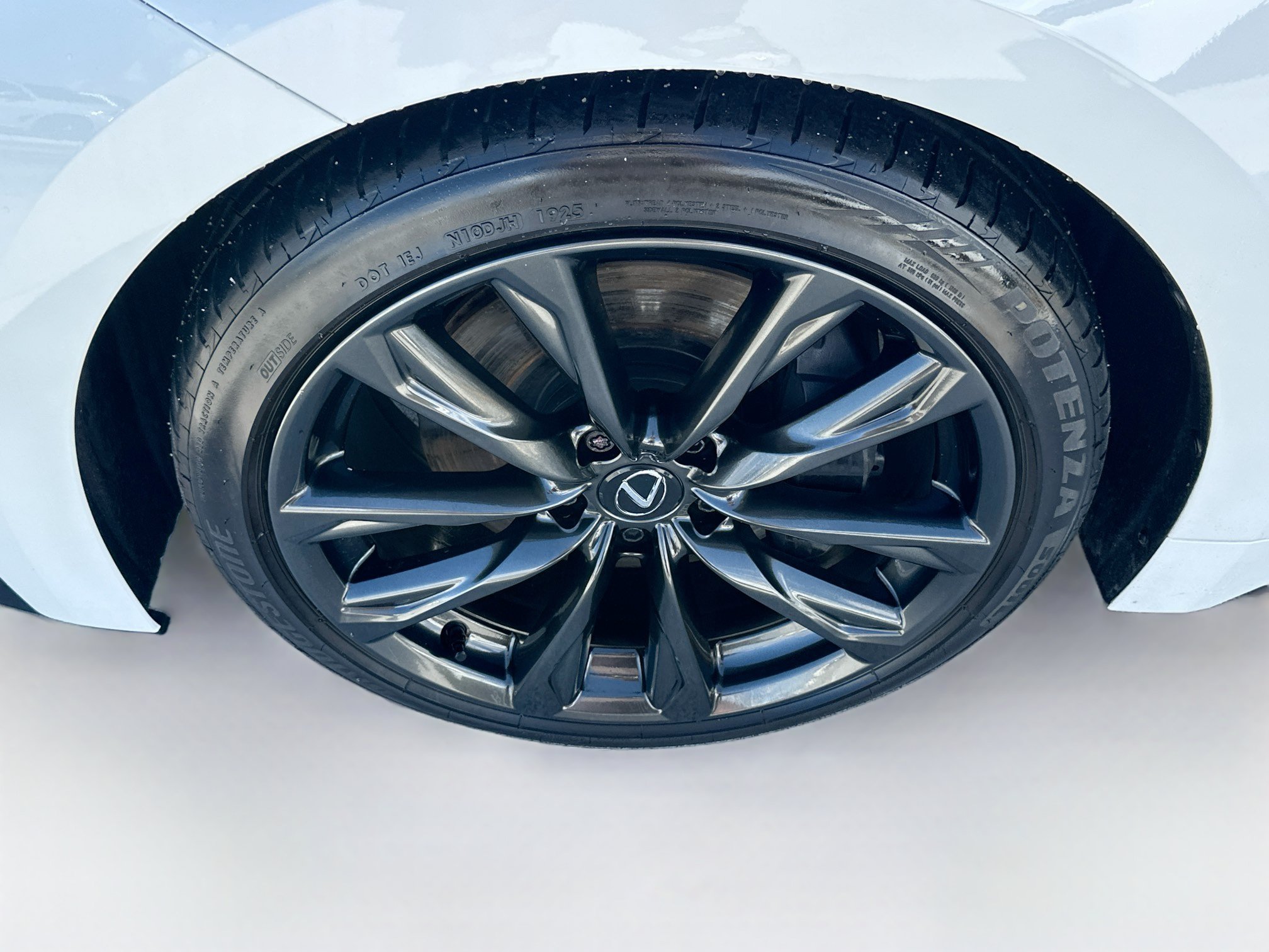 Used 2025 Lexus IS 350 F Sport RWD image 33
