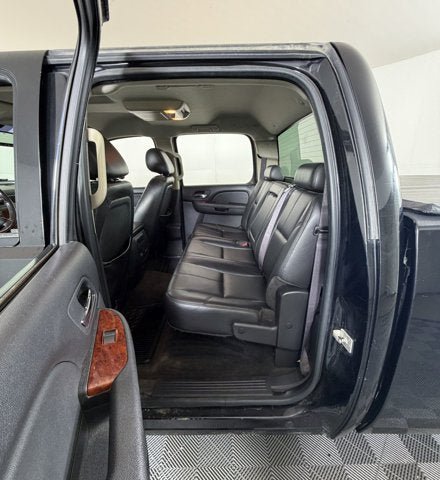 Used 2010 Chevrolet Silverado 2500 LTZ w/ Convenience Package AWD/4WD image 7