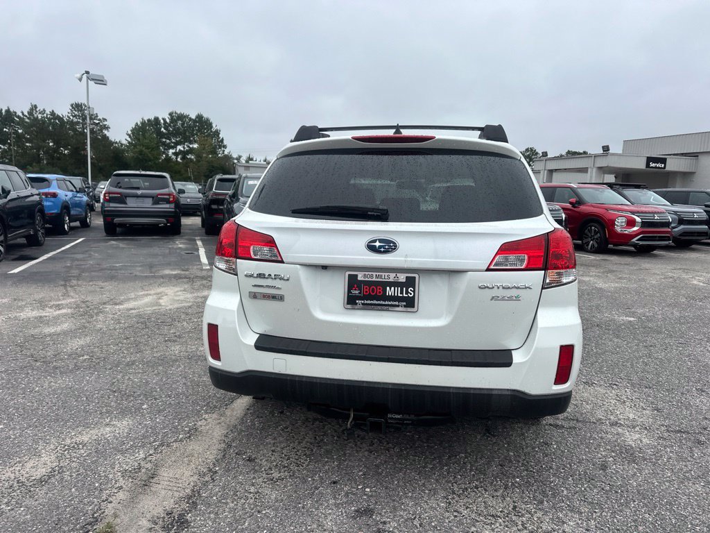 Used 2014 Subaru Outback 2.5i Limited AWD/4WD image 4