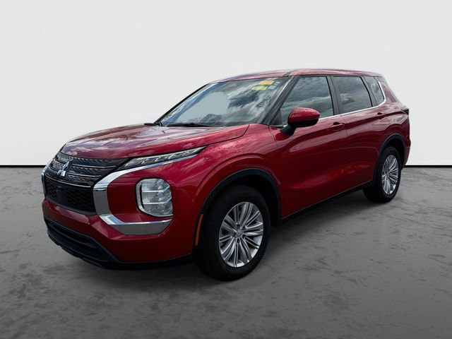 Used 2023 Mitsubishi Outlander ES FWD image 1