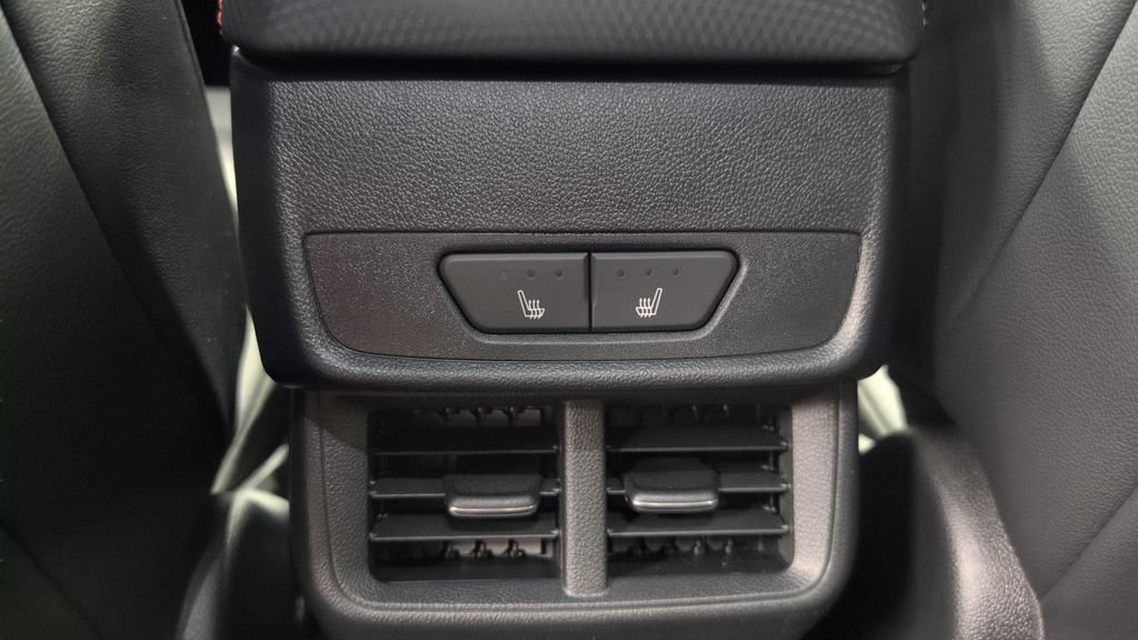 New 2026 Chevrolet Equinox RS w/ Convenience Package III FWD image 20