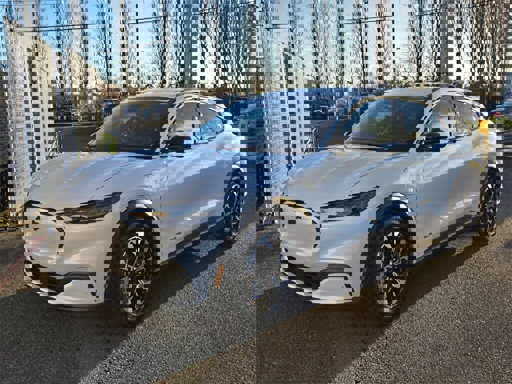 Used 2025 Ford Mustang Mach-E Select w/ Comfort Package Lite image 1