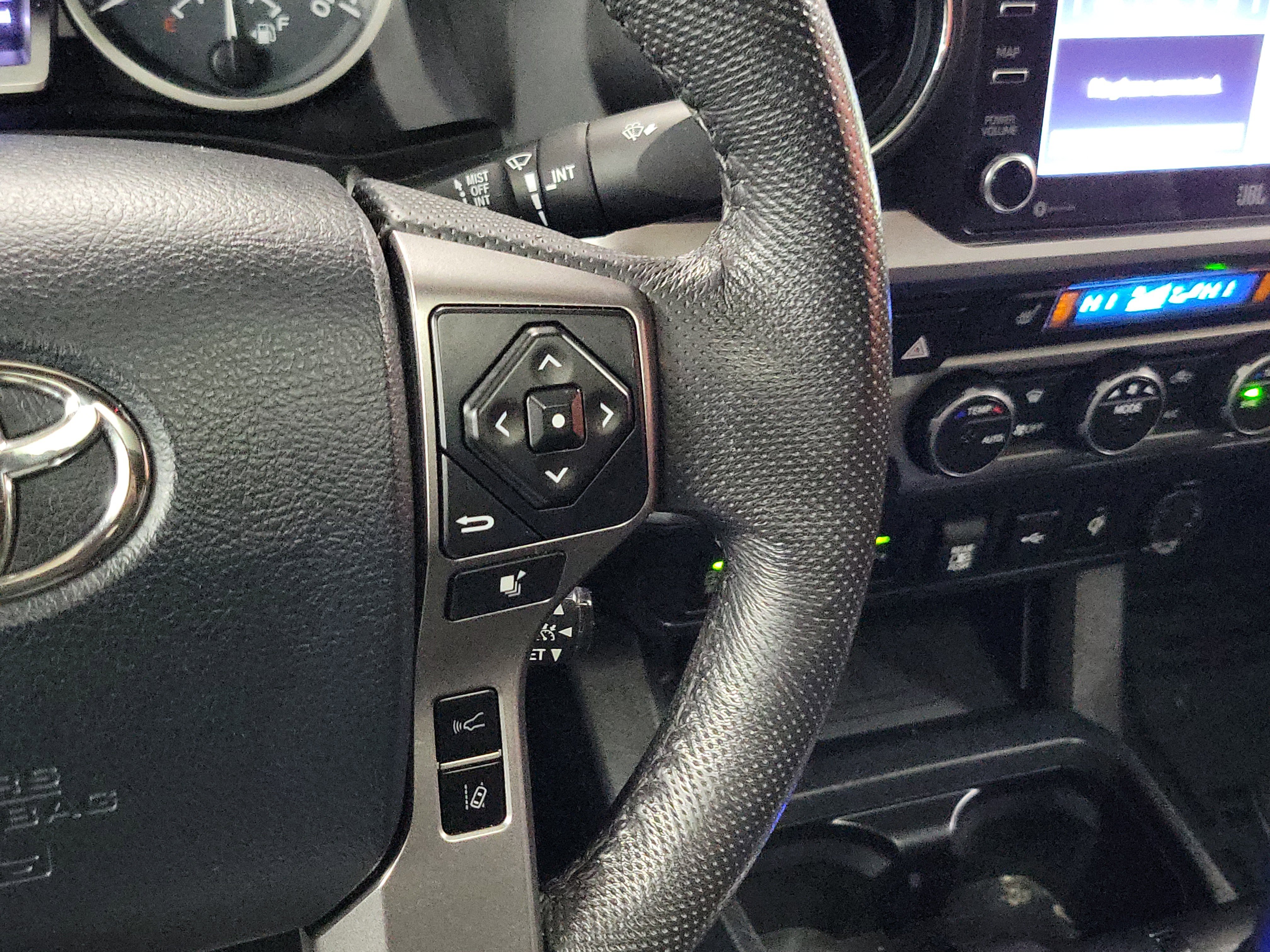 Certified 2020 Toyota Tacoma Limited image 25