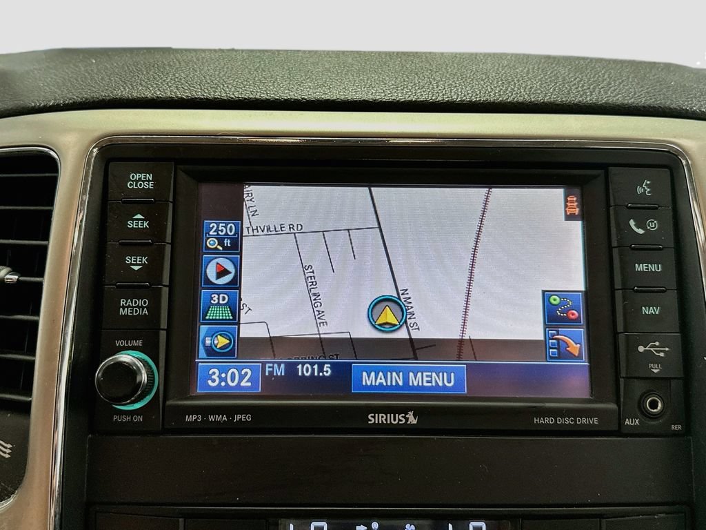 Used 2011 Jeep Grand Cherokee Limited AWD/4WD image 15
