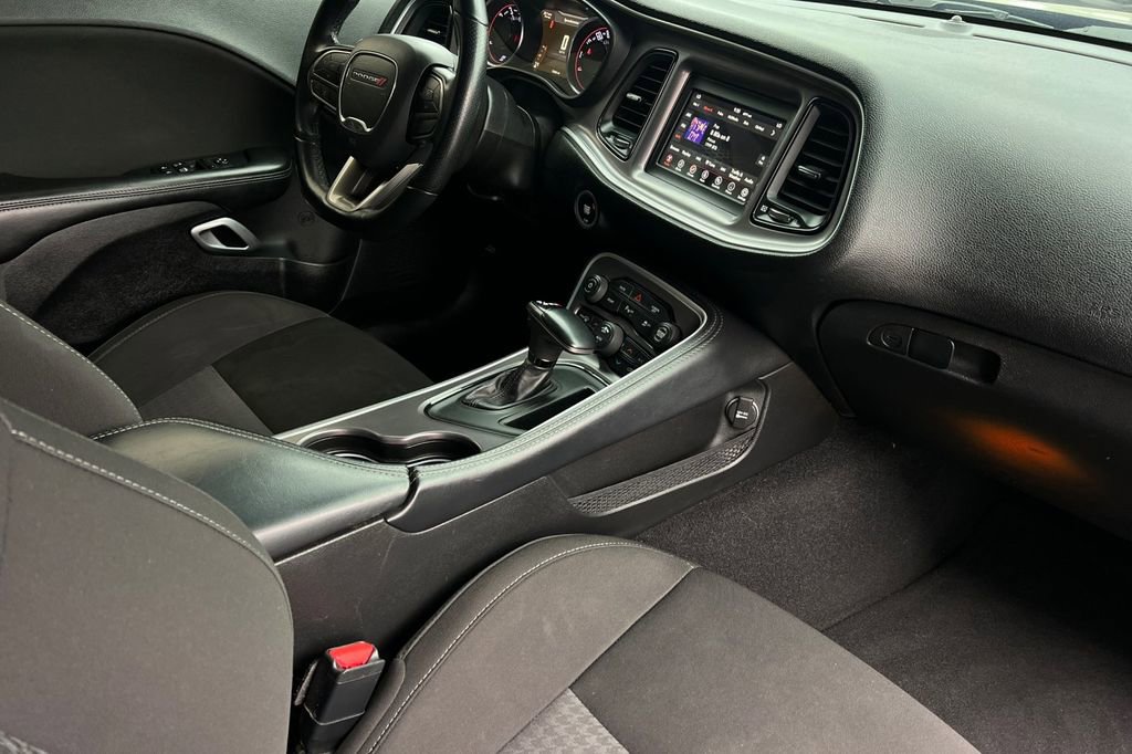 Used 2021 Dodge Challenger GT w/ Performance Handling Group image 15