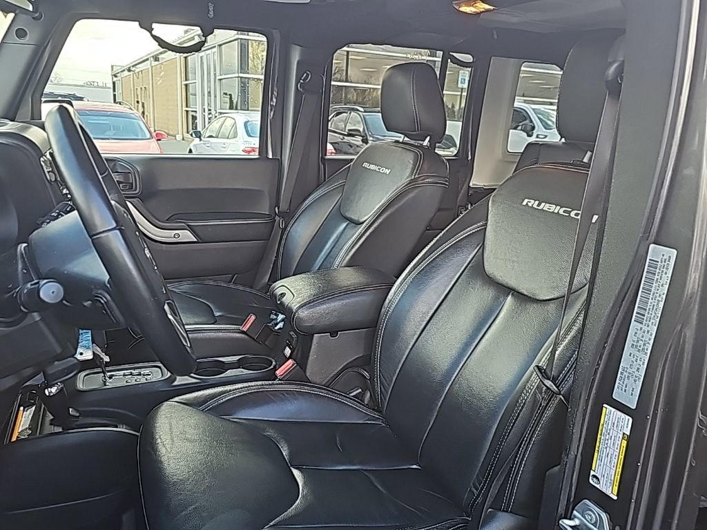 Used 2017 Jeep Wrangler Unlimited Rubicon image 3