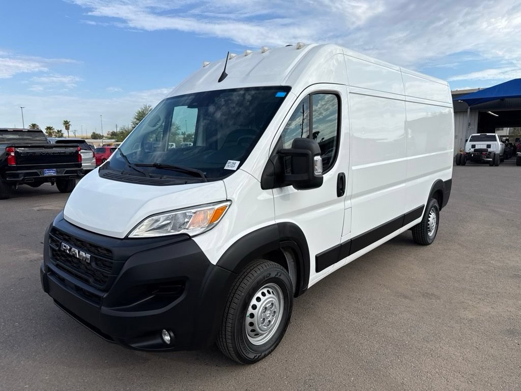 Used 2024 RAM ProMaster 2500 w/ Convenience Group FWD image 5